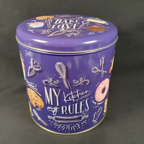 Large metal blue biscuit - large,